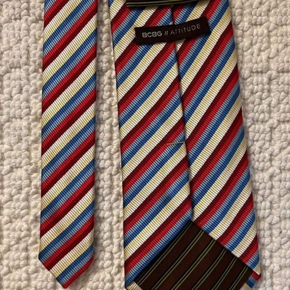 BCBG Attitude‎ Men’s Striped Neck Tie
